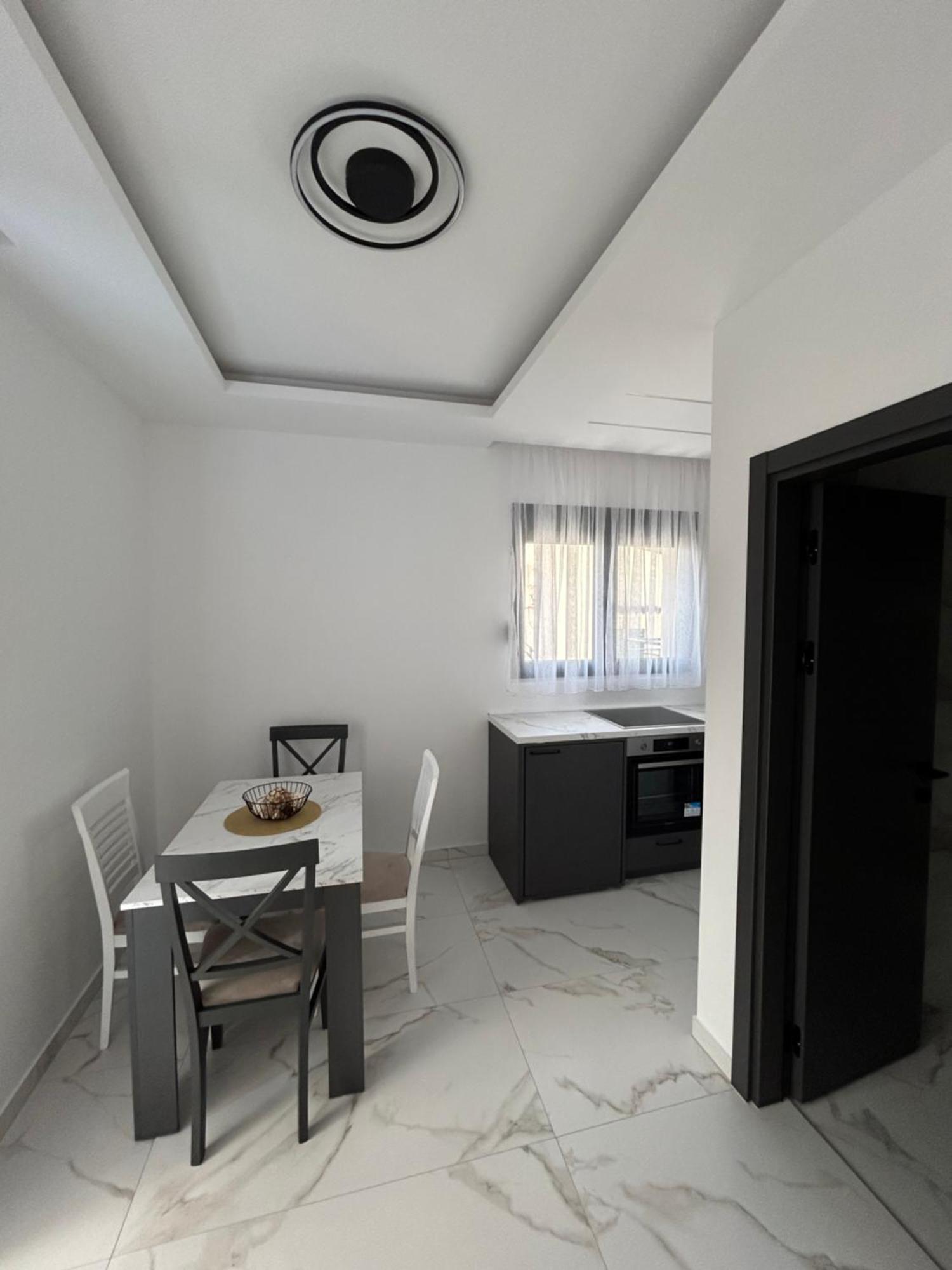 Merlin Prestige Apartments Budva Buitenkant foto
