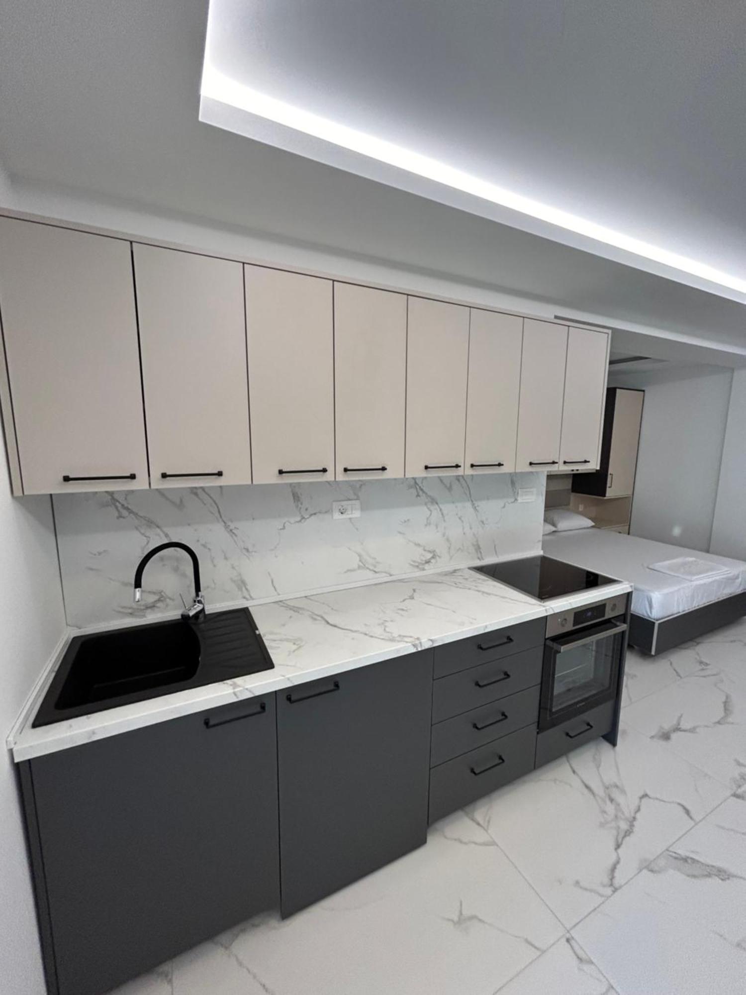 Merlin Prestige Apartments Budva Buitenkant foto