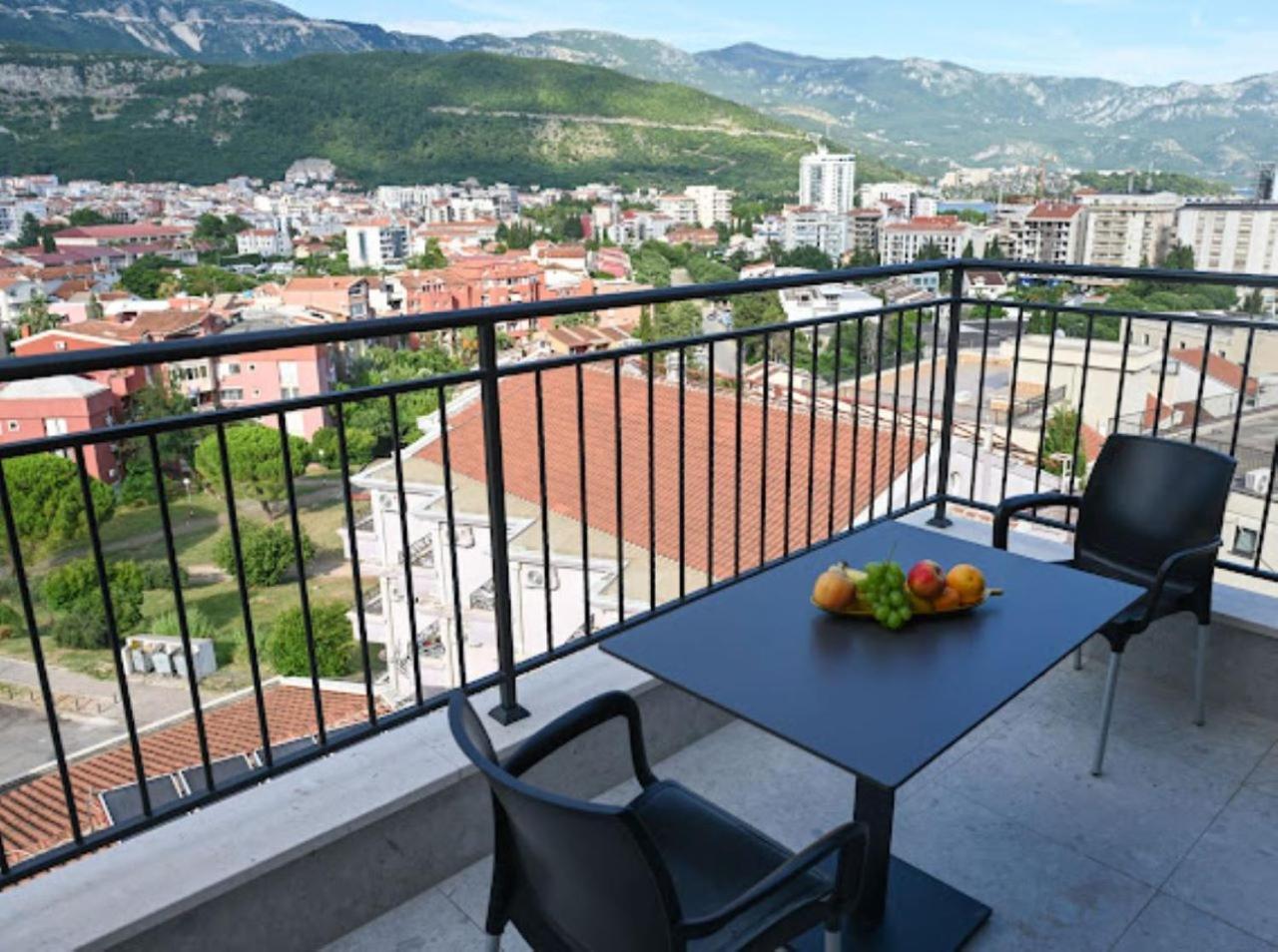 Merlin Prestige Apartments Budva Buitenkant foto
