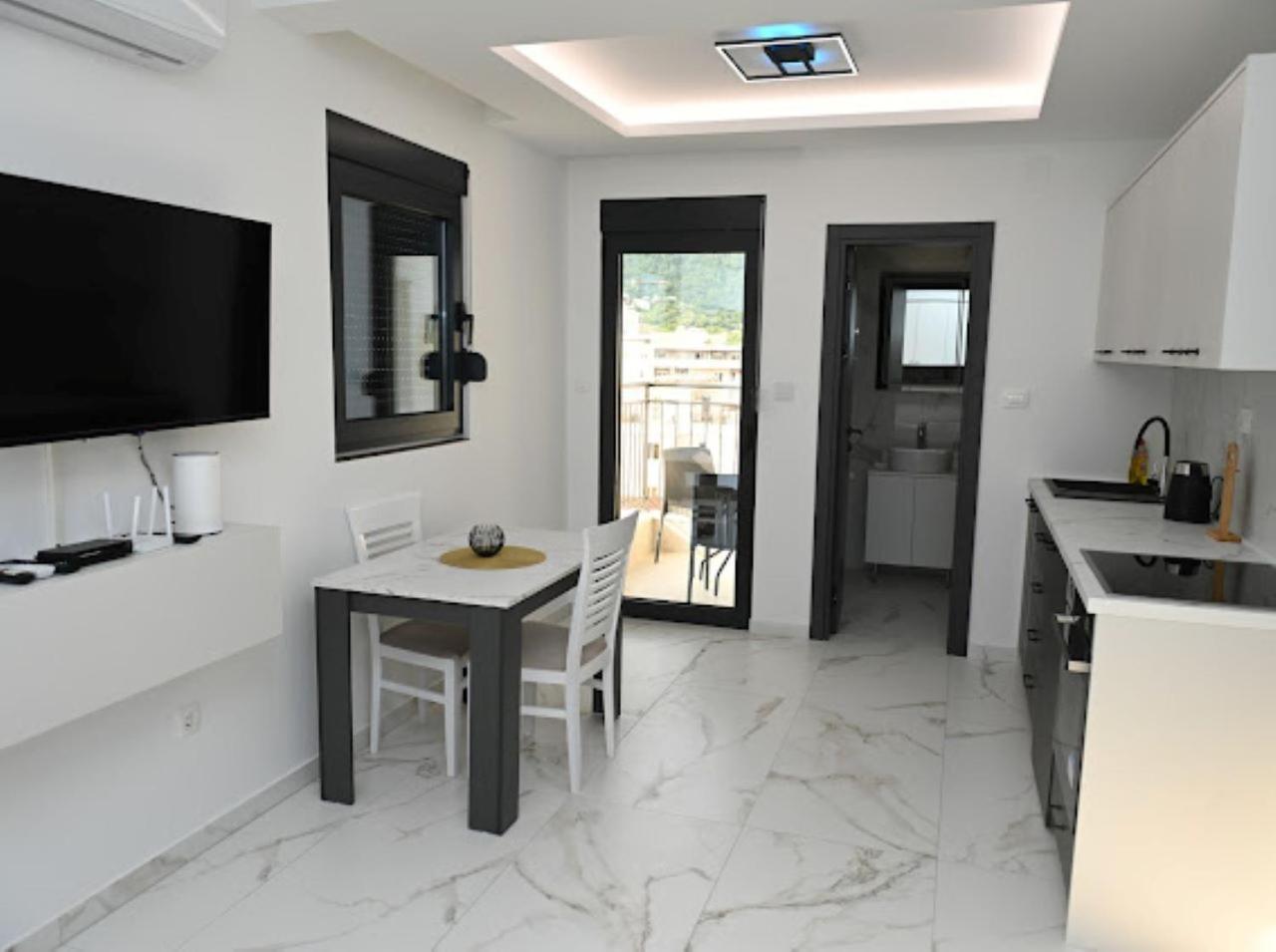 Merlin Prestige Apartments Budva Buitenkant foto